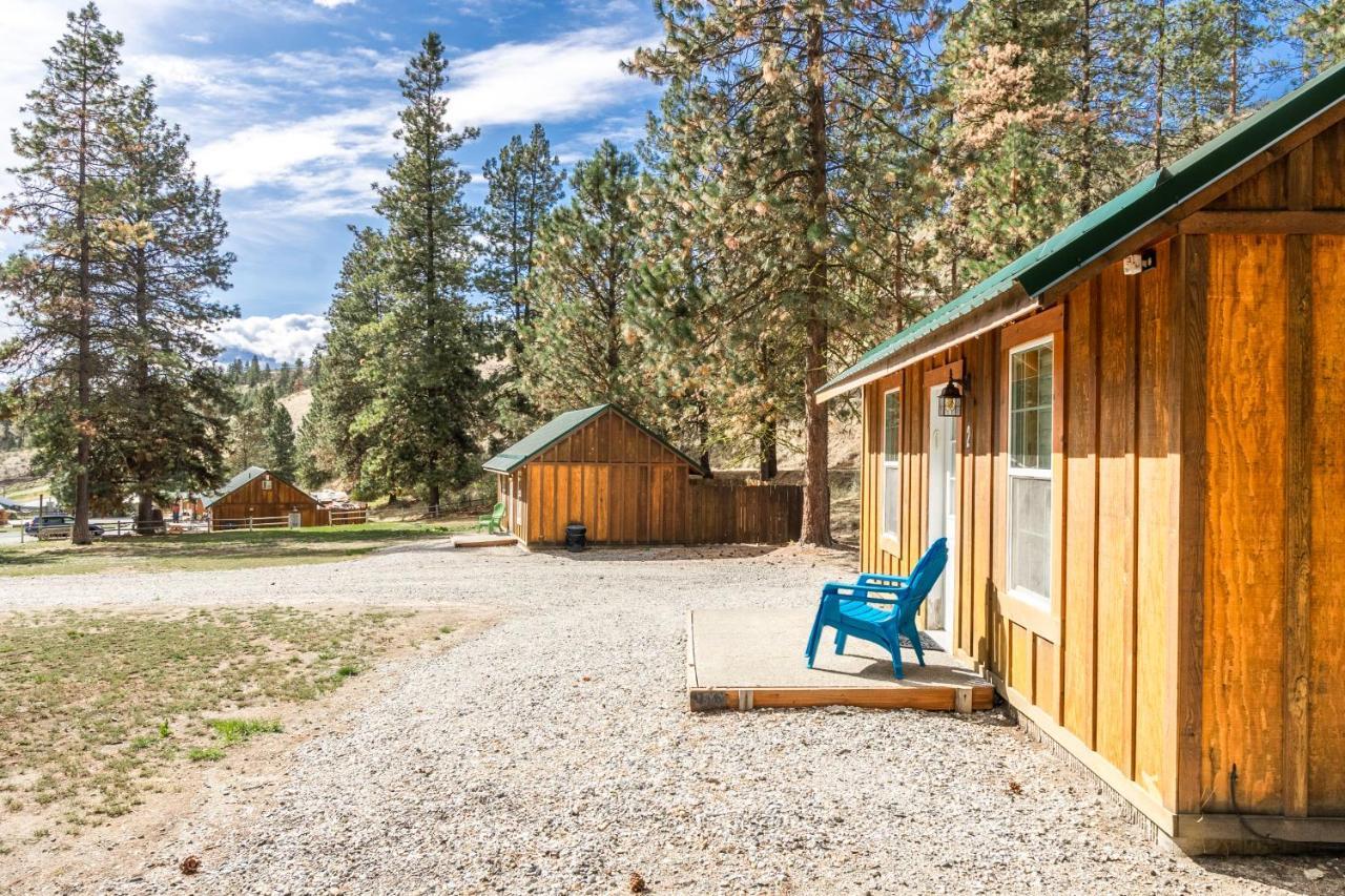 Echo Valley Resort + Cabins Manson Exteriör bild