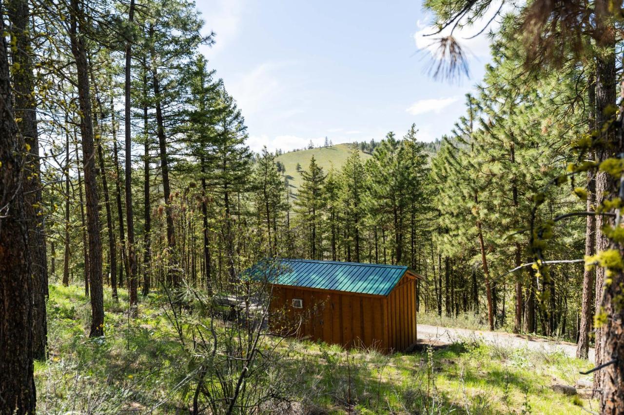 Echo Valley Resort + Cabins Manson Exteriör bild