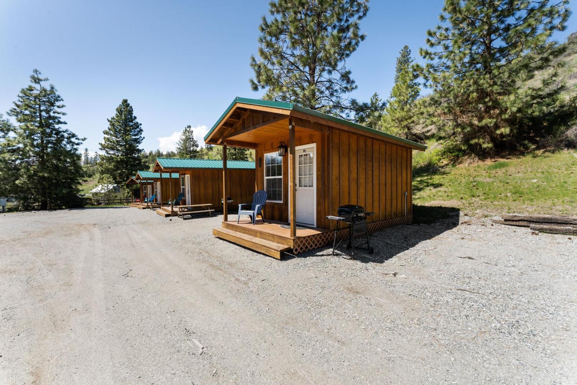 Echo Valley Resort + Cabins Manson Exteriör bild